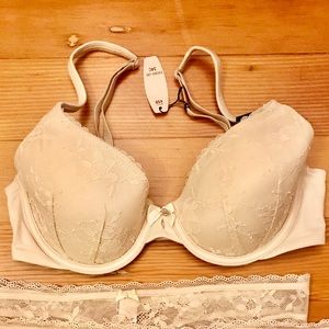 VICTORIA’S SECRET Body By Padded Bra 34C